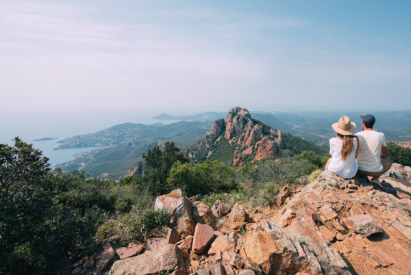 LES PLUS BELLES BALADES SUR LE TERRITOIRE ESTÉREL CÔTE D'AZUR